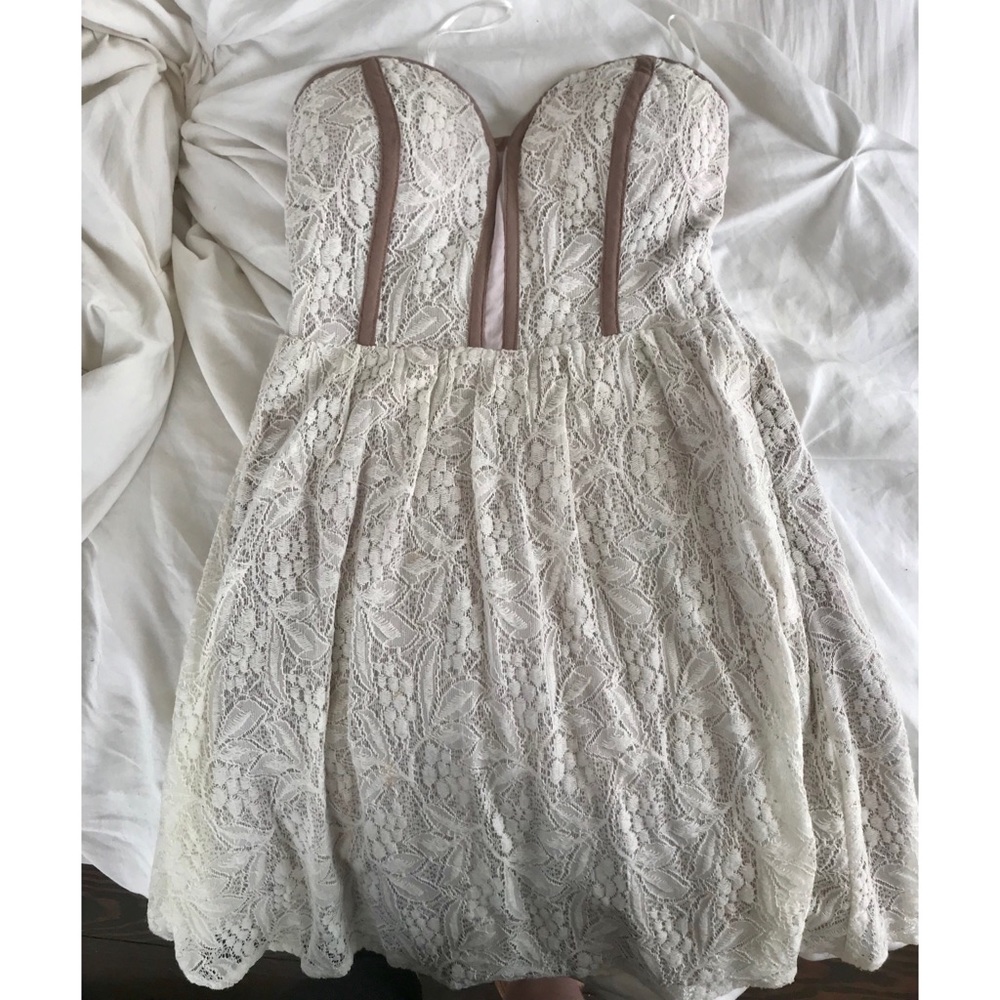 Urban Outfitters Strapless White Lace Mini Dress